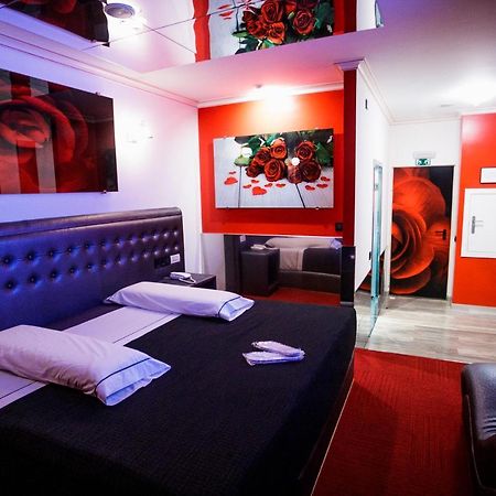 Motel Venus Santiago Luou Exterior photo